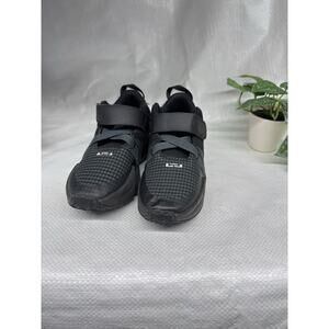 Nike LeBron Witness 7 PS 'Negro Antracita' Size 2 Y